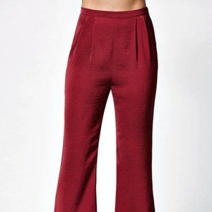 Kendall & Kylie Silky Wide Leg Pants